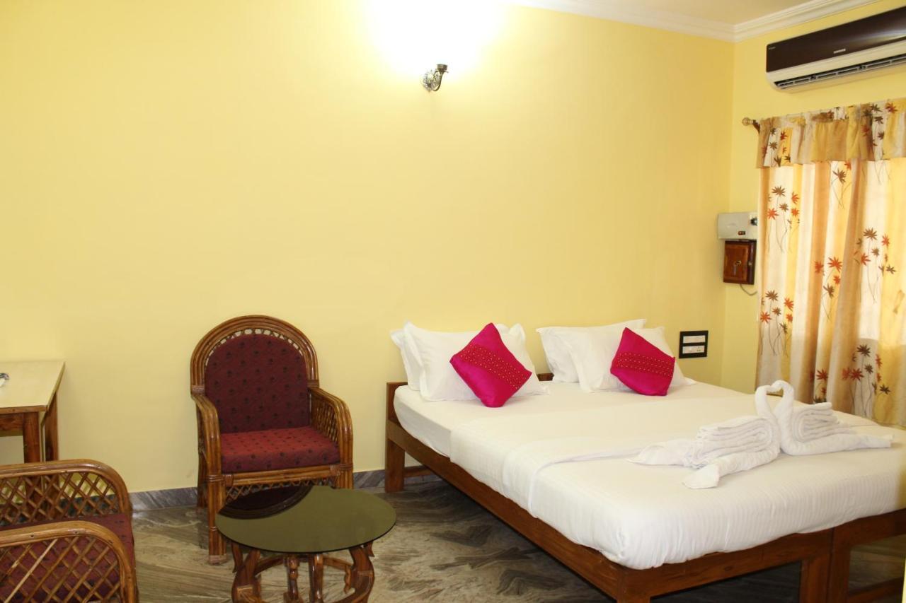 Sea View Resort Patnem Beach